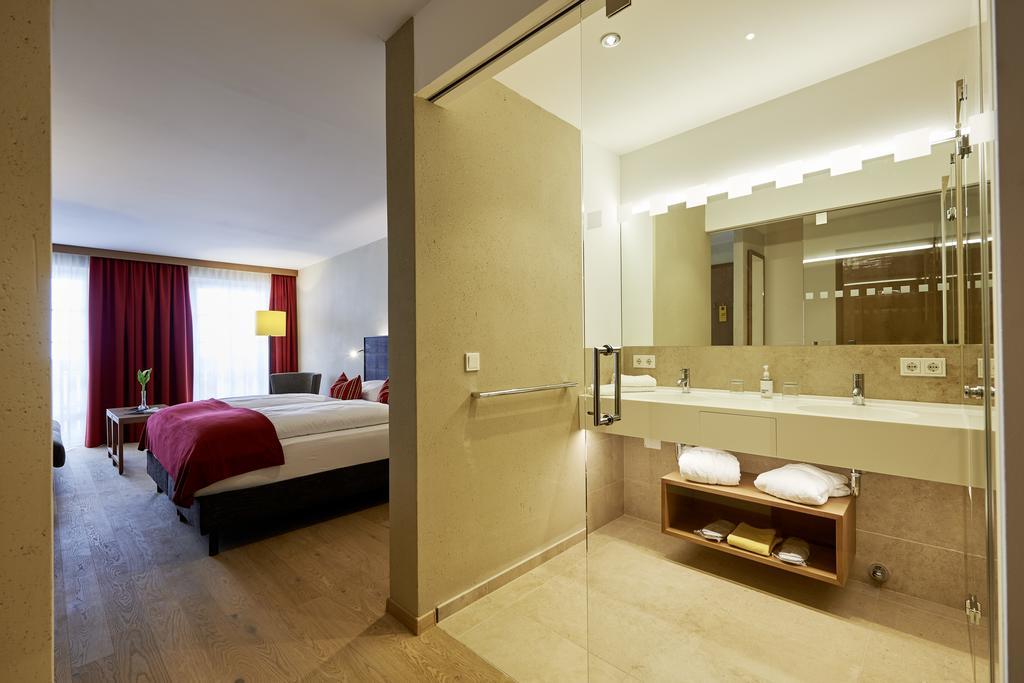 שטובן אם ארלברג Apres Post Hotel מראה חיצוני תמונה